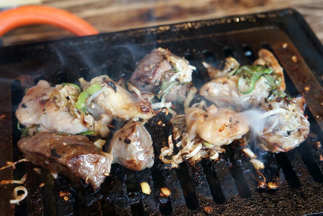 【ホルモン焼肉】体験してもなお信じがたいほどの安さと満足感。「肉流通センター」の衝撃:パリッコ『今週のハマりめし』第248回